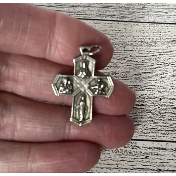 Vintage Silver Medal 4 Way Cross Multi Saint Cross Pendant 1" Made in Italy - Picture 2 of 3